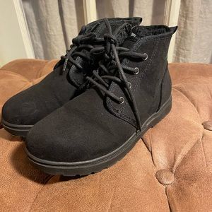 Cat and Jack Boys Casual Boots